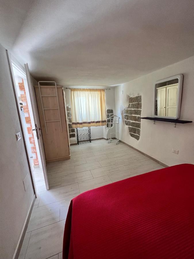 Rooms Apartaments Santa Teresa カーポ・テスタ エクステリア 写真